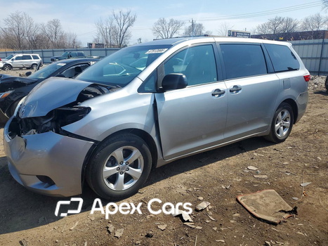 Toyota Sienna 2016 - Image 1 of 13