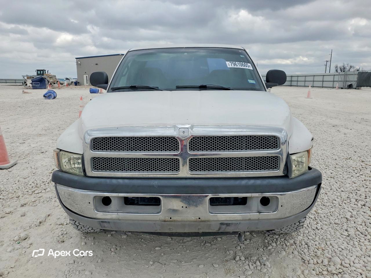 Dodge RAM 2000
