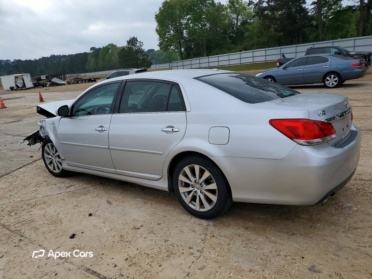 Toyota Avalon 2012