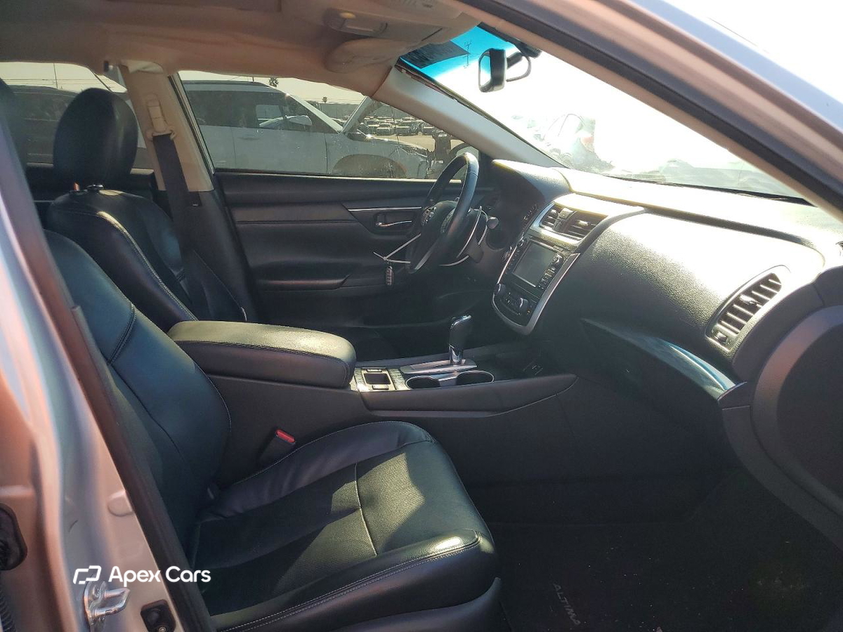 Nissan Altima 2016