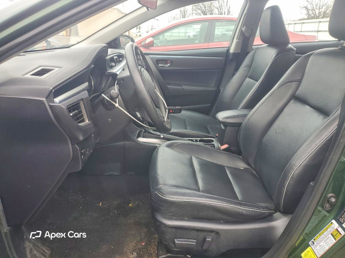 Toyota Corolla 2015
