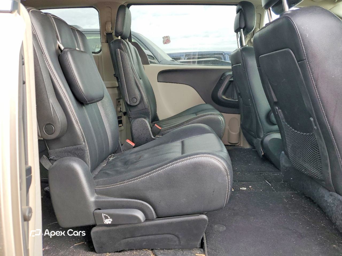 Chrysler Voyager 2016