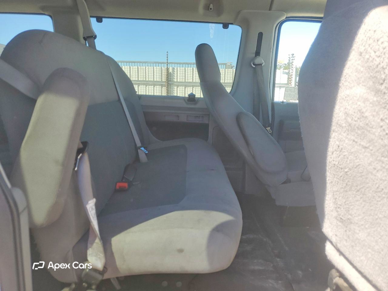 Ford Econoline 2014