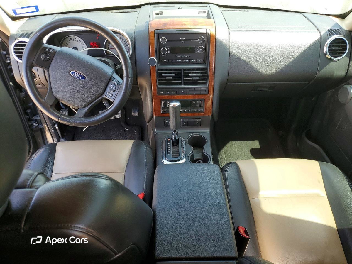 Ford Explorer 2010