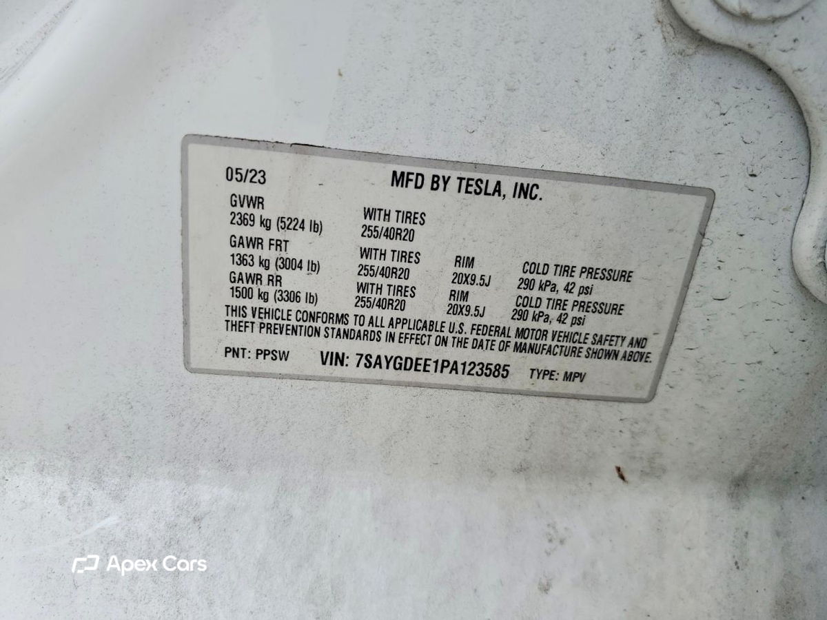 Tesla Model Y 2023