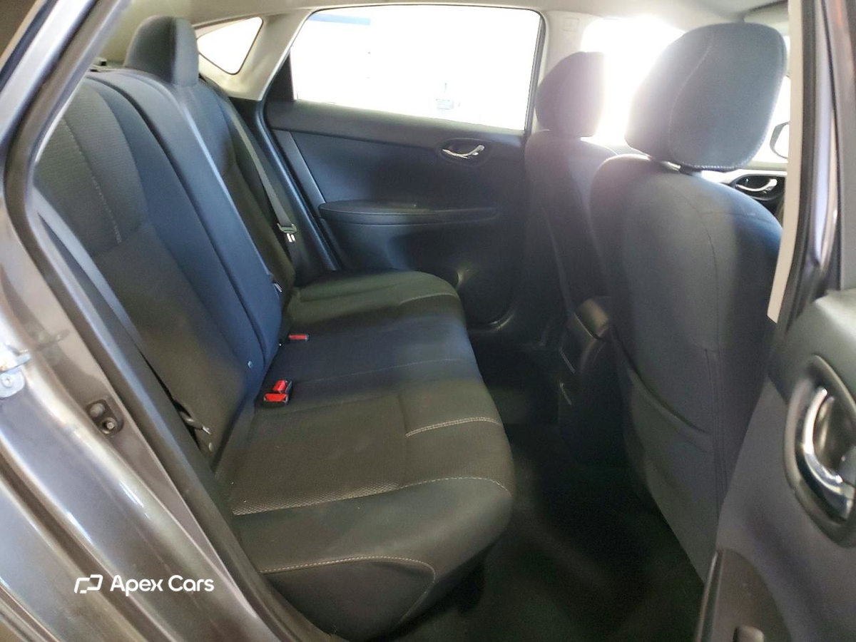 Nissan Sentra 2016