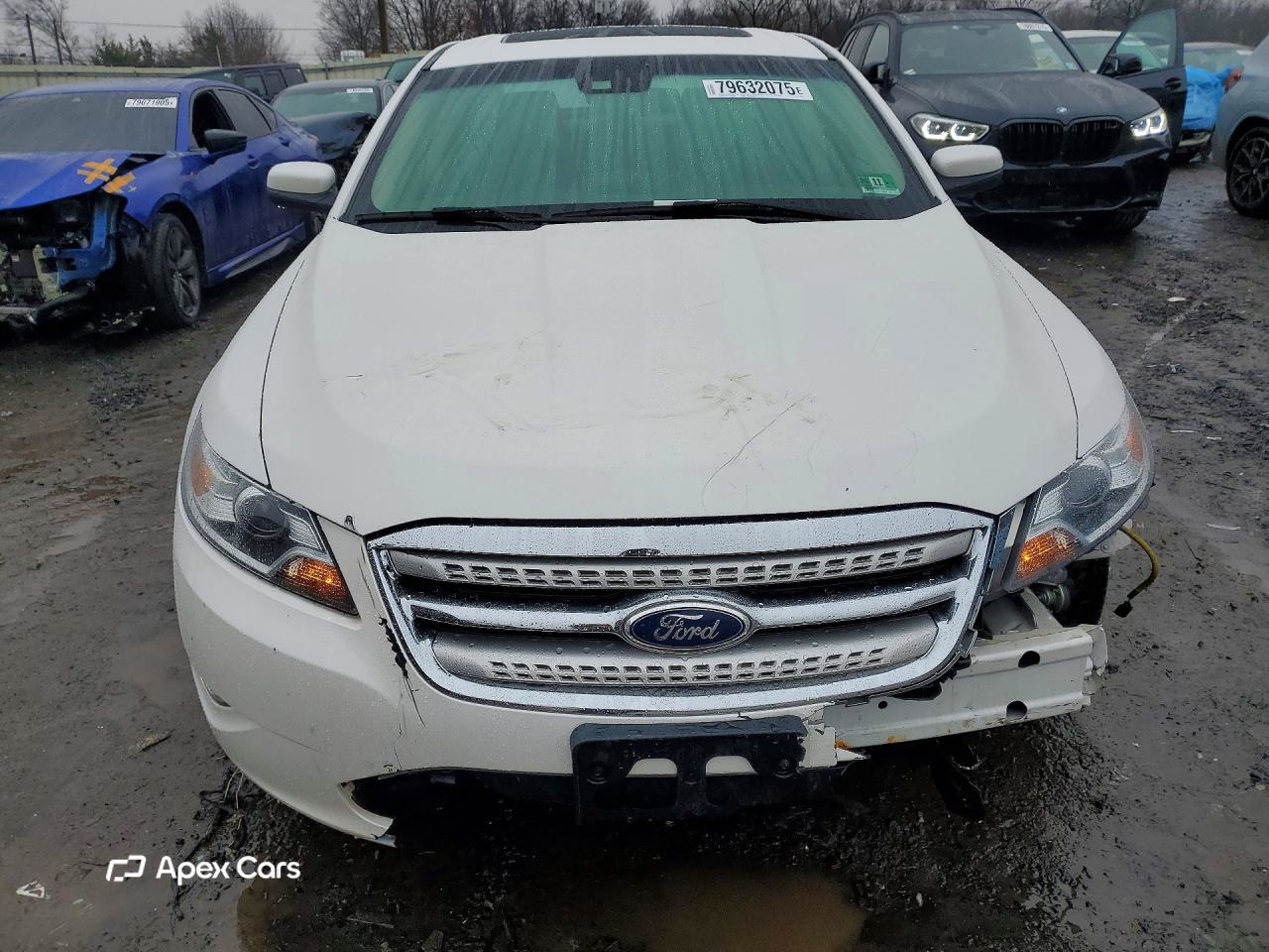 Ford Taurus 2011