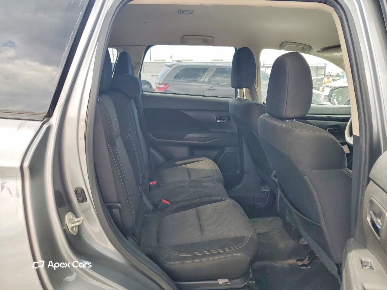 Mitsubishi Outlander 2020
