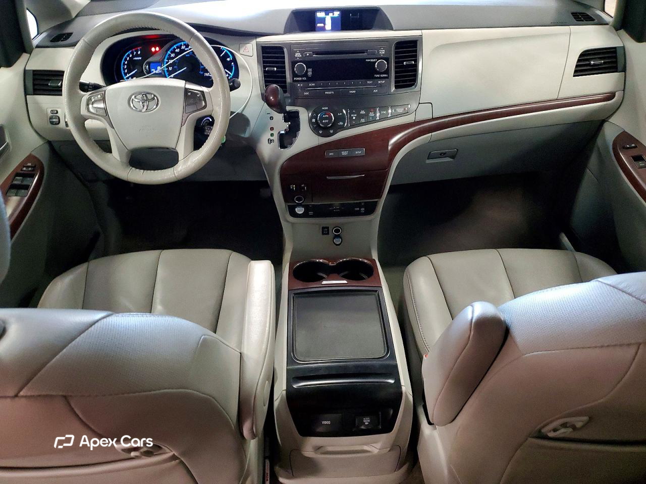 Toyota Sienna 2012