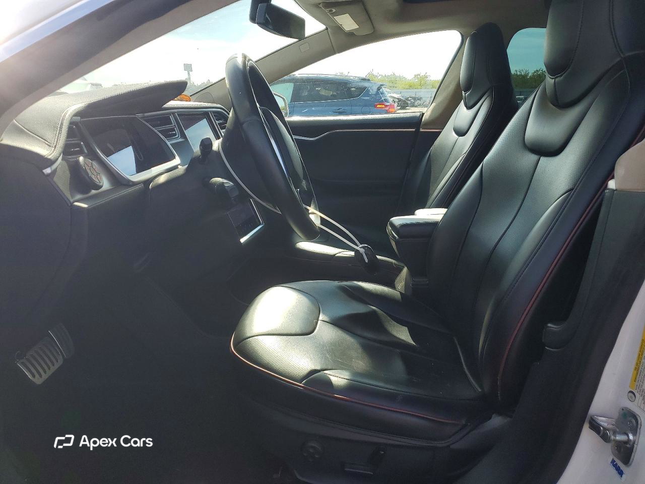 Tesla Model S 2014