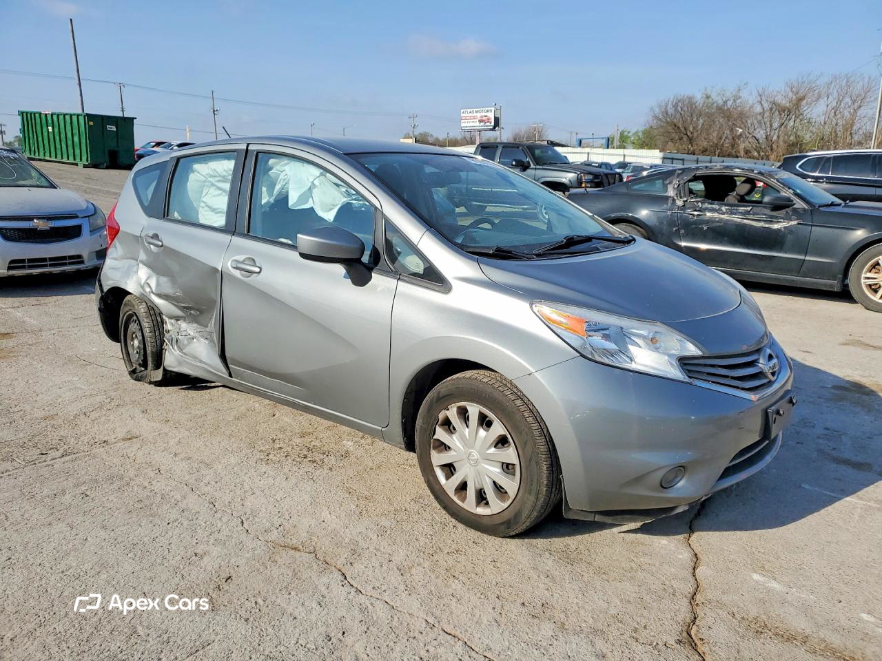 Nissan Versa 2015