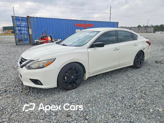 Nissan Altima 2017 - Zdjęcie 1 z 14