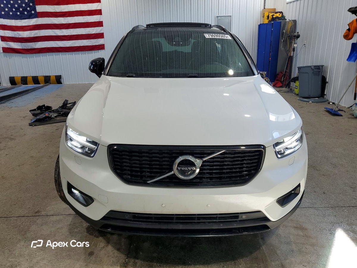 Volvo XC40 2019