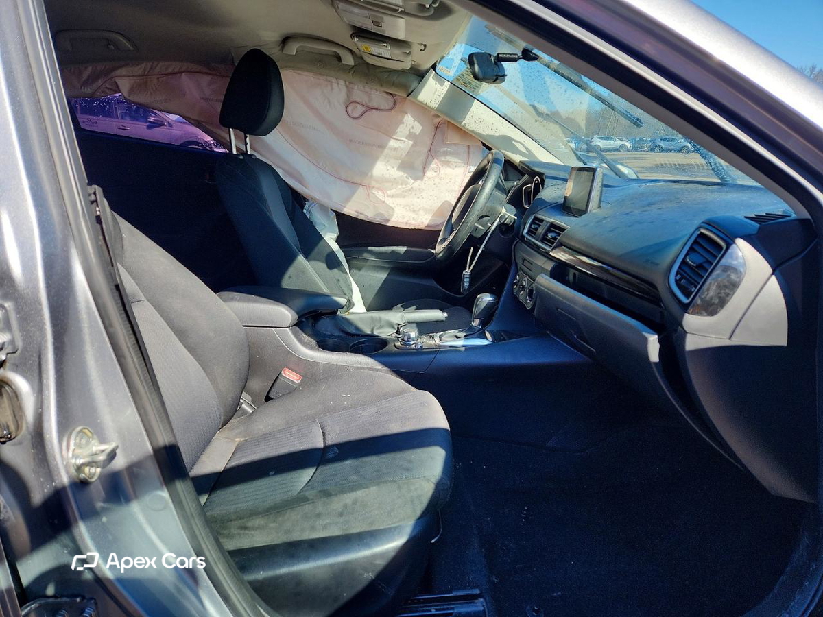 Mazda 3 2016