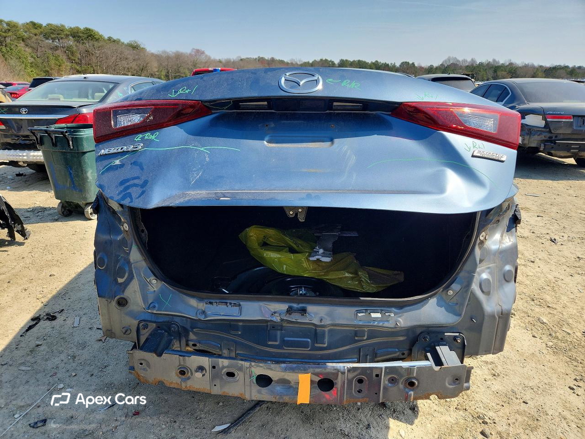 Mazda 3 2015