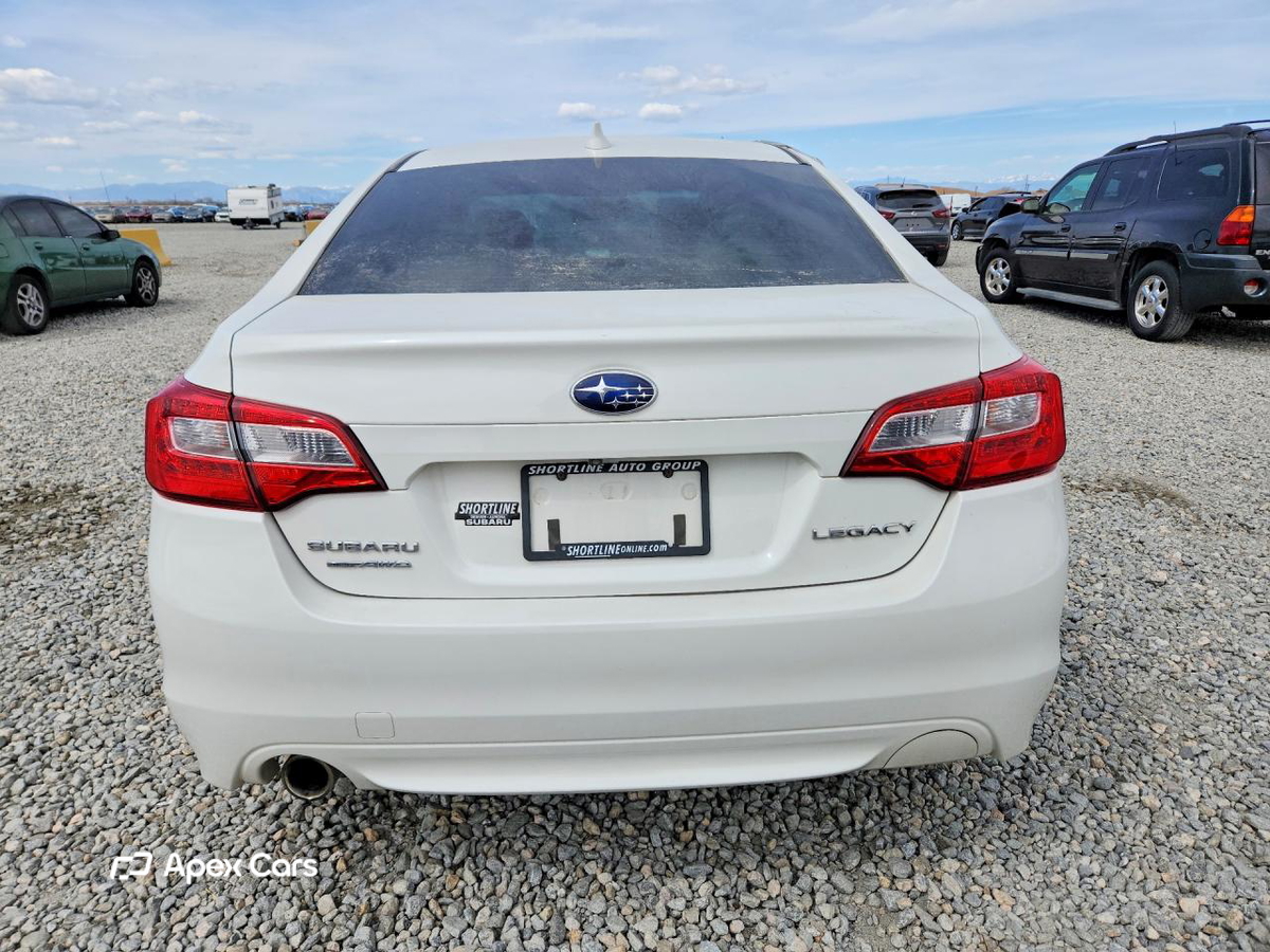 Subaru Legacy 2016