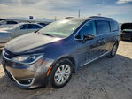 Chrysler Pacifica 2017