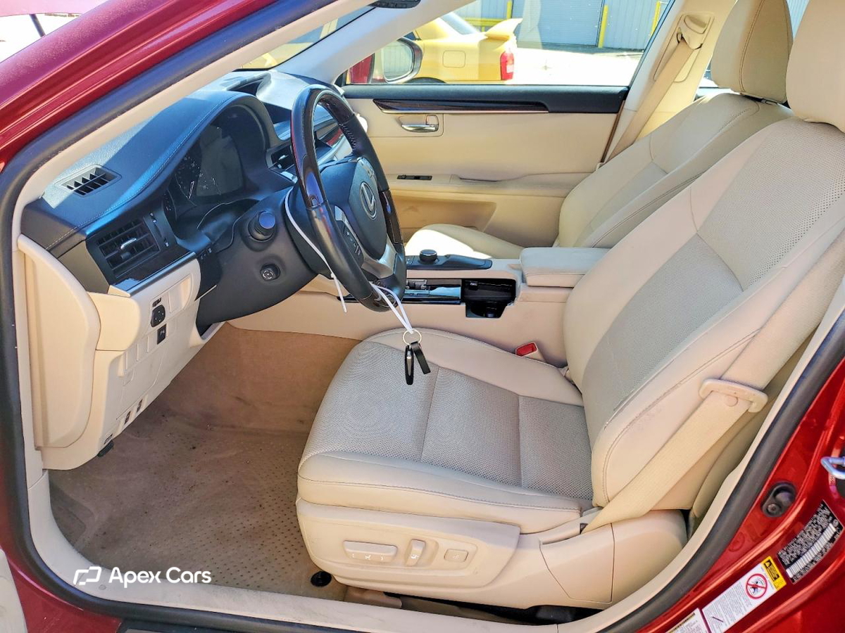 Lexus ES 2015