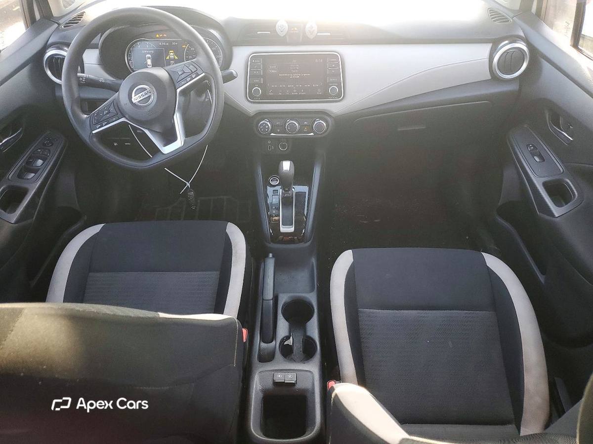 Nissan Versa 2021