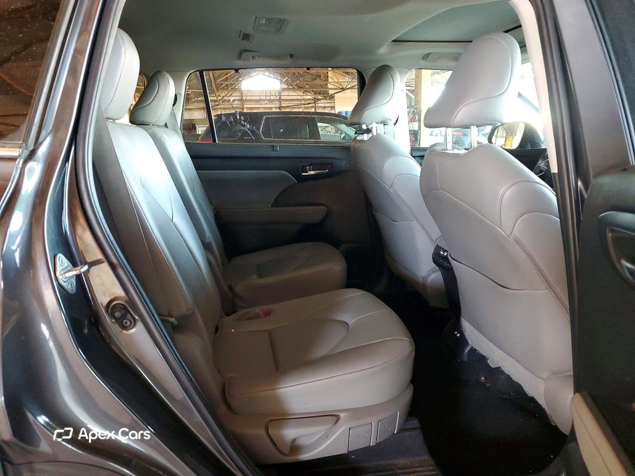 Toyota Highlander 2023