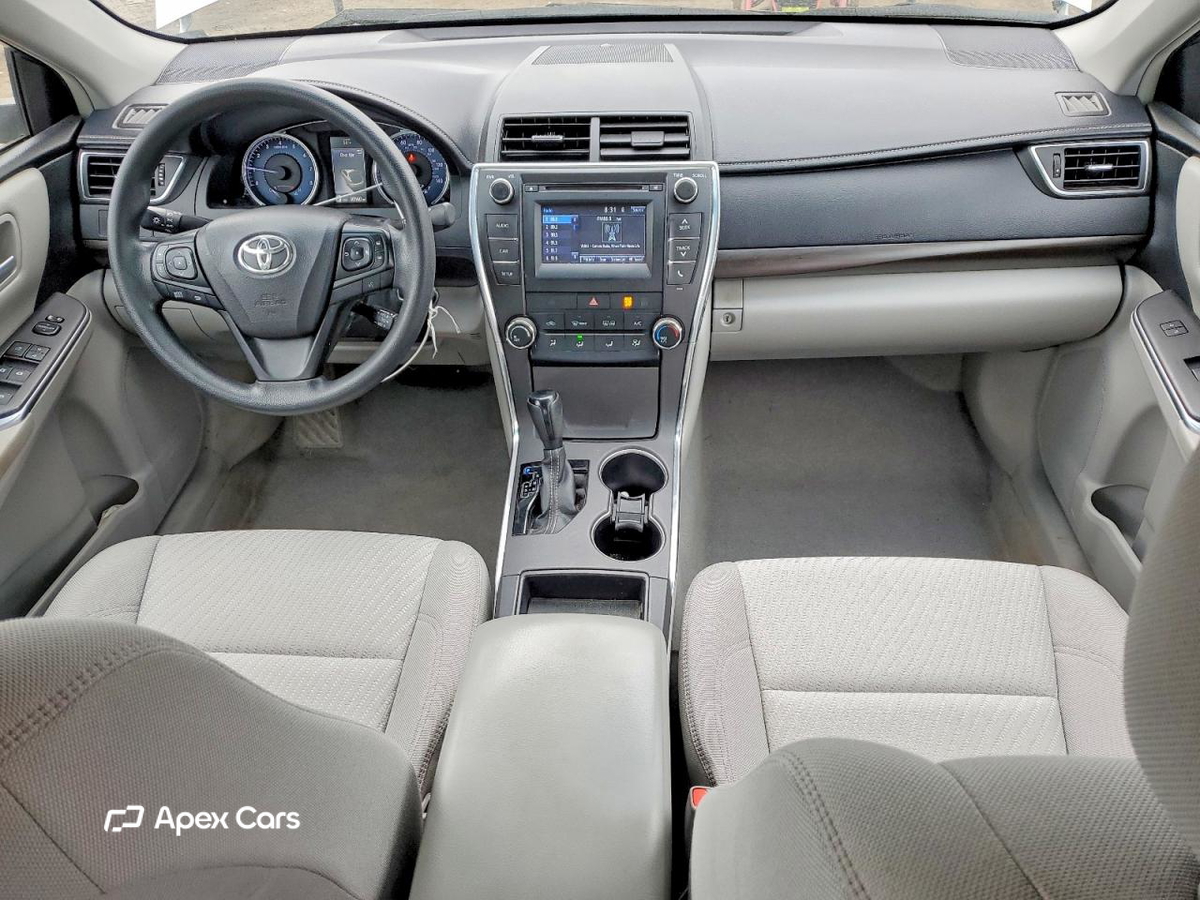 Toyota Camry 2016