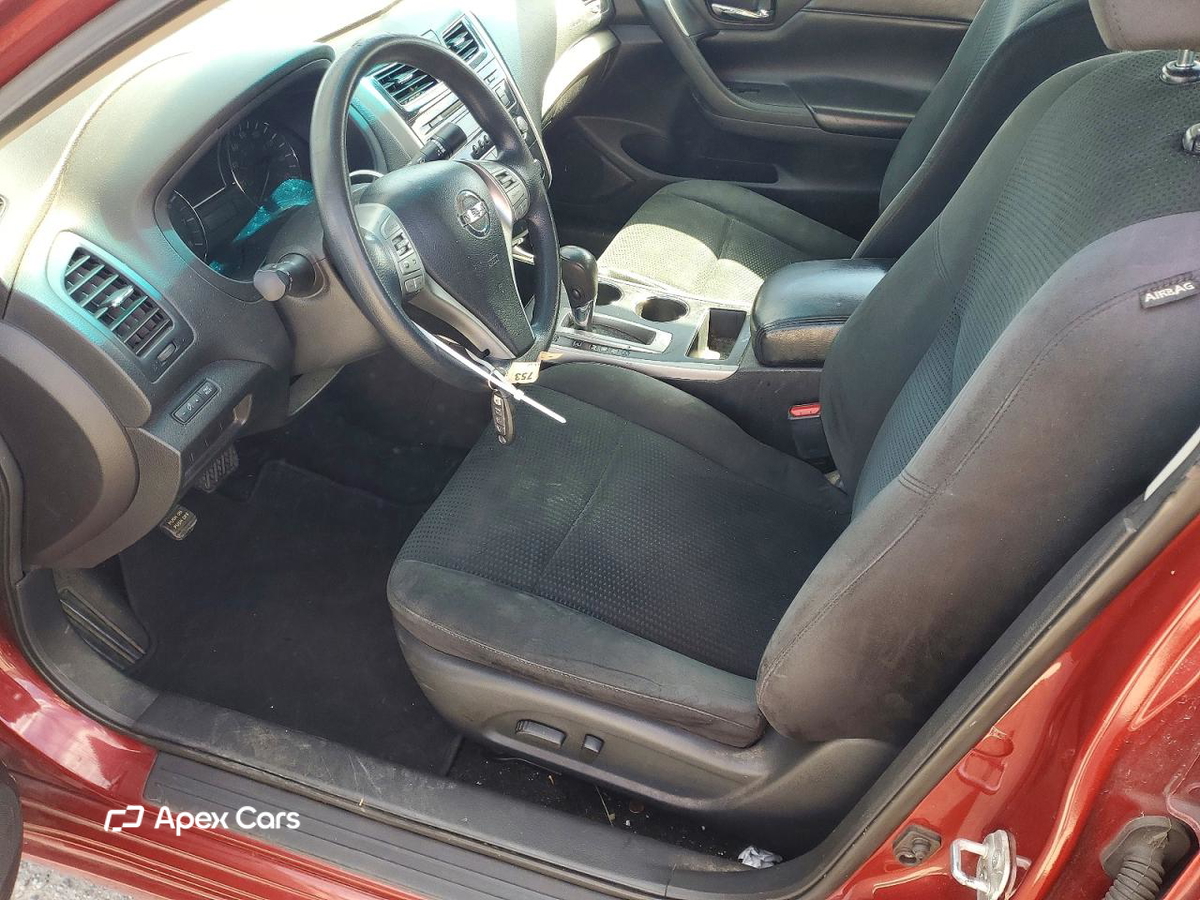 Nissan Altima 2015