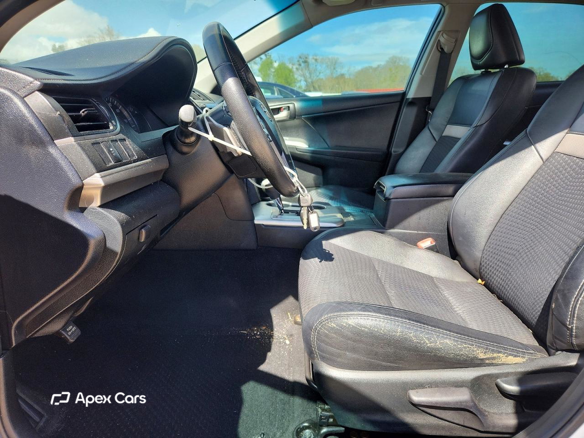 Toyota Camry 2012