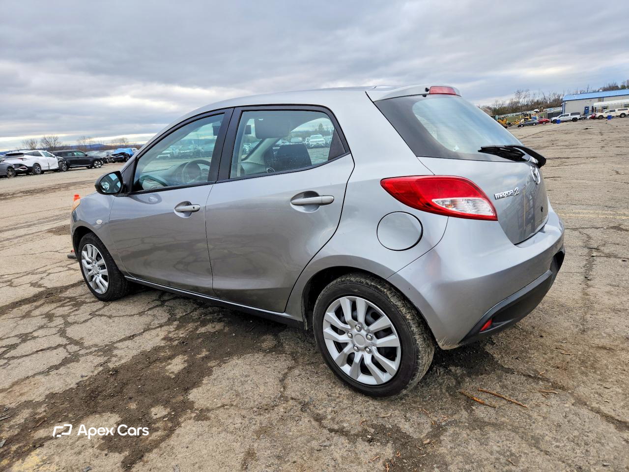 Mazda 2 2013