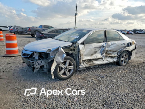 Toyota Camry 2012 - Image 1 of 13