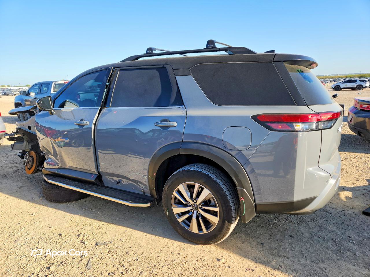 Nissan Pathfinder 2024