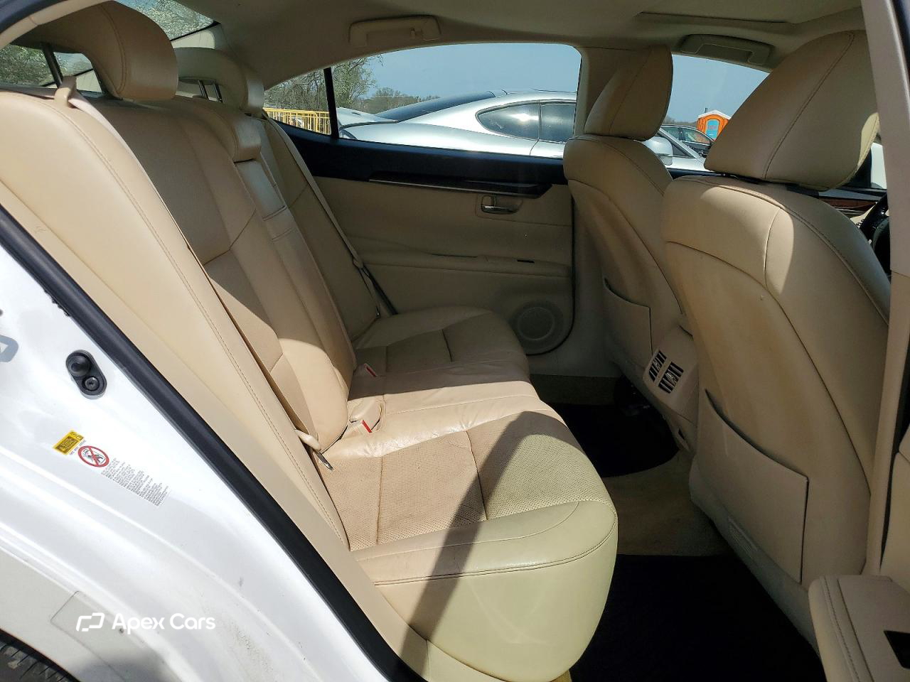 Lexus ES 2015
