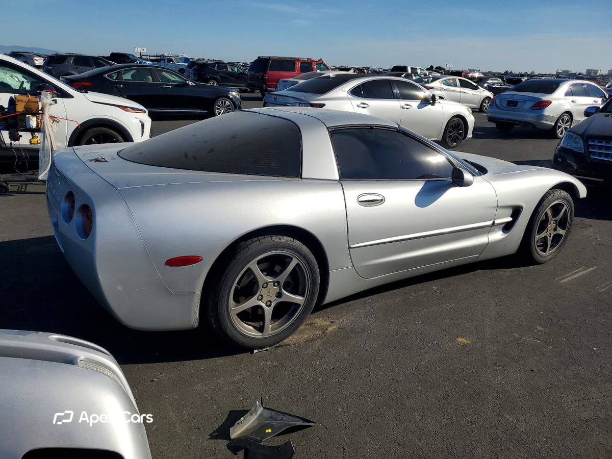 Chevrolet Corvette 2002