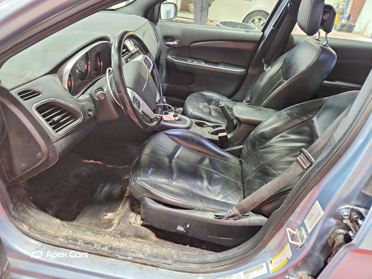 Chrysler 200 2012