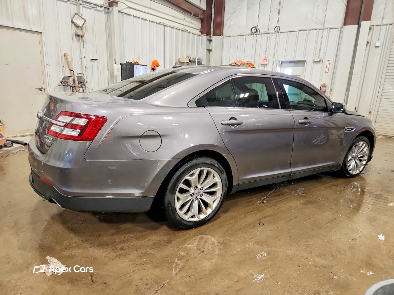 Ford Taurus 2013