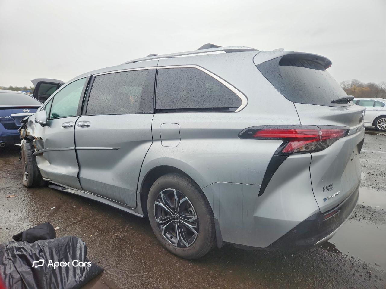 Toyota Sienna 2025
