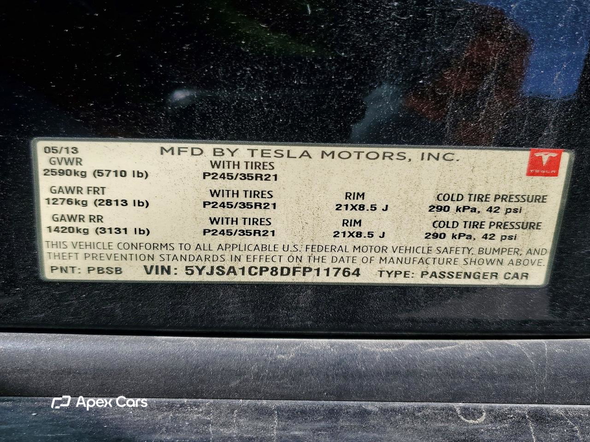 Tesla Model S 2013