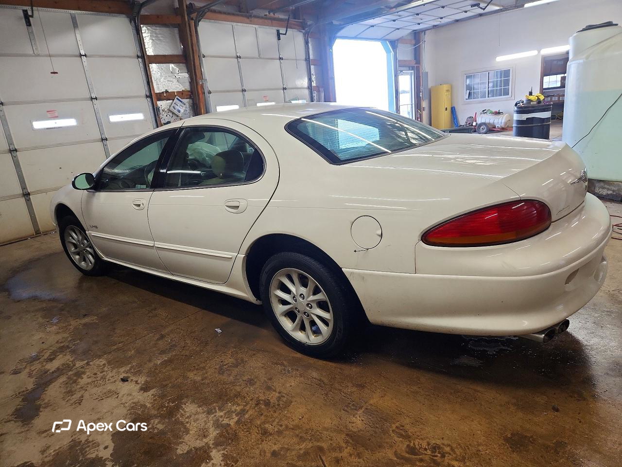 Chrysler LHS 2001