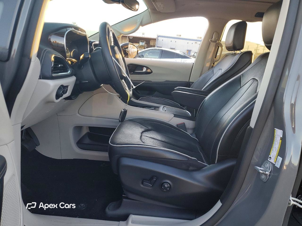 Chrysler Pacifica 2023