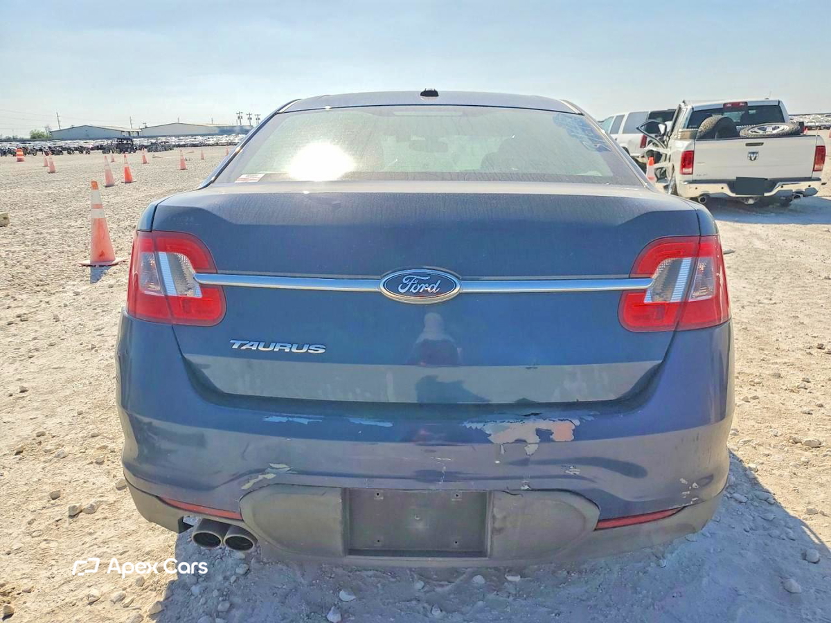 Ford Taurus 2012