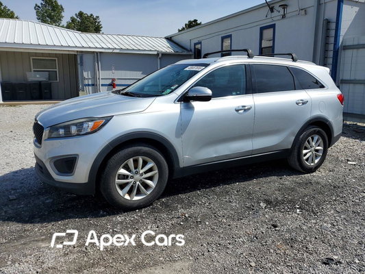 Kia Sorento 2016 - Image 1 of 13