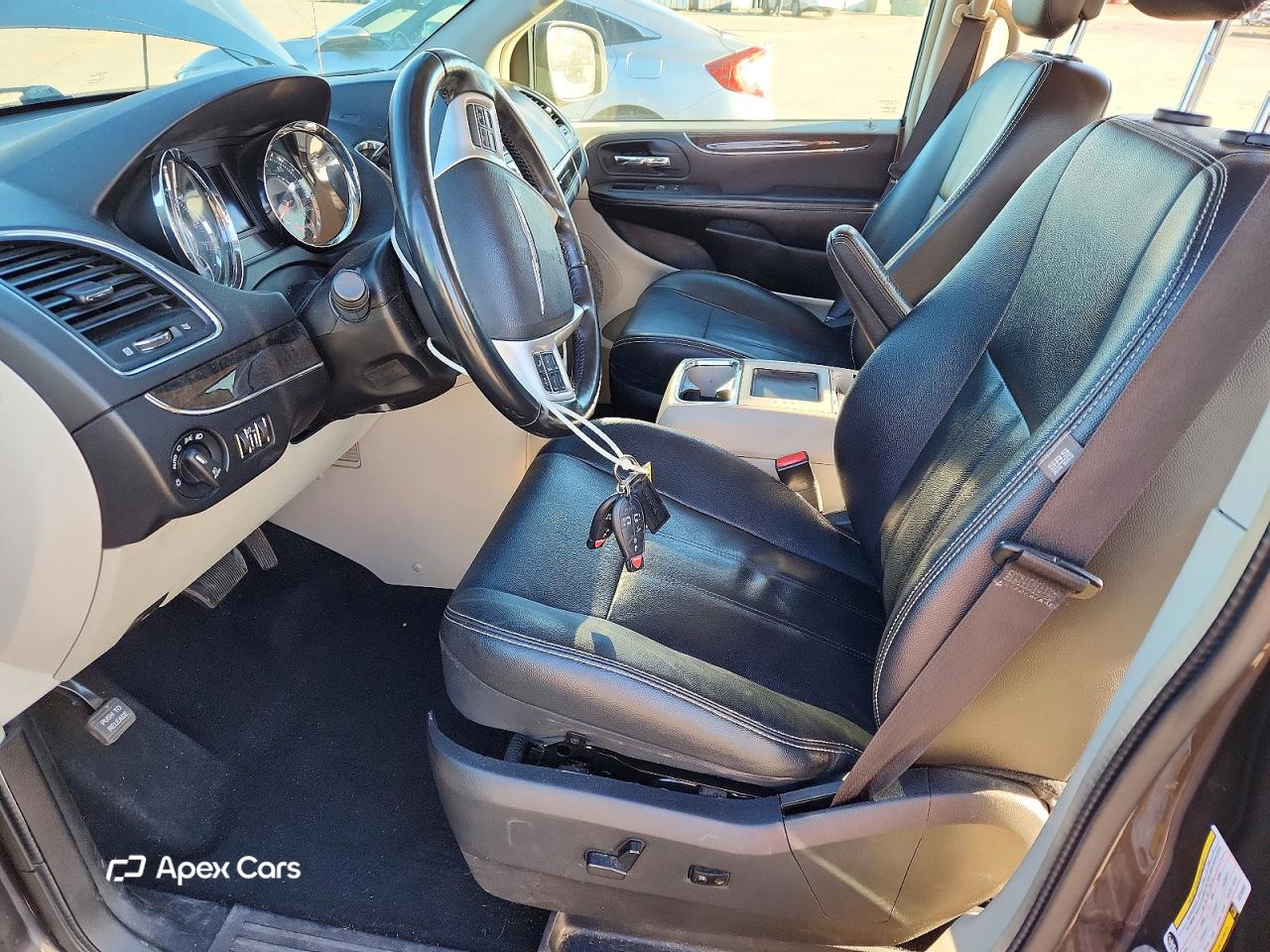 Chrysler Voyager 2016