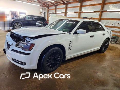 Chrysler 300 2014 - Image 1 of 5