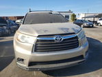 Toyota Highlander 2016