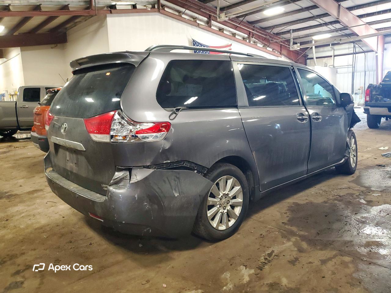 Toyota Sienna 2011