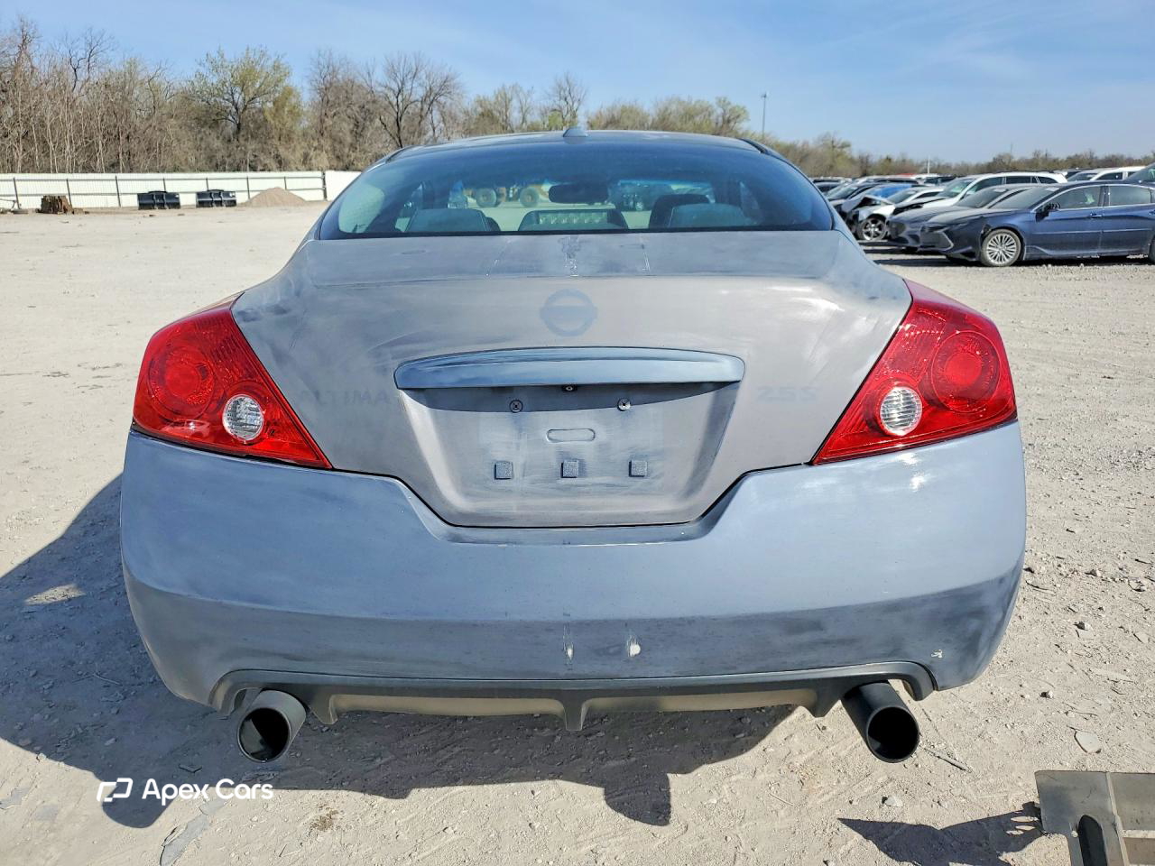 Nissan Altima 2011
