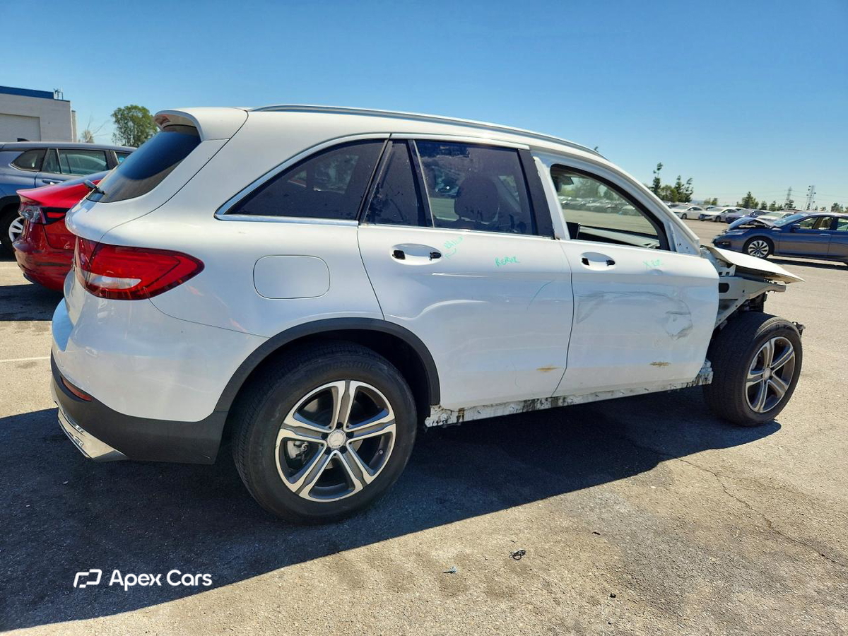 Mercedes-Benz GLC 2016