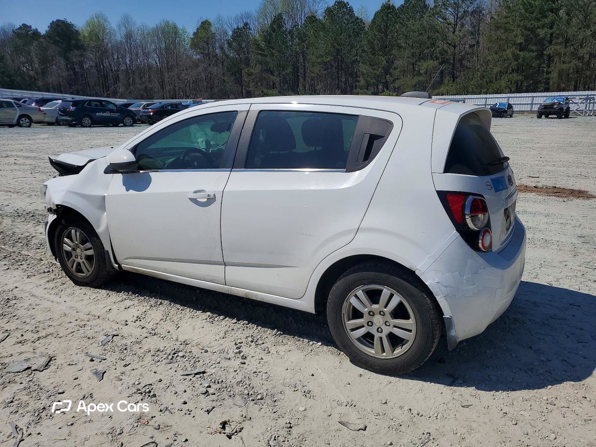 Chevrolet Sonic 2015
