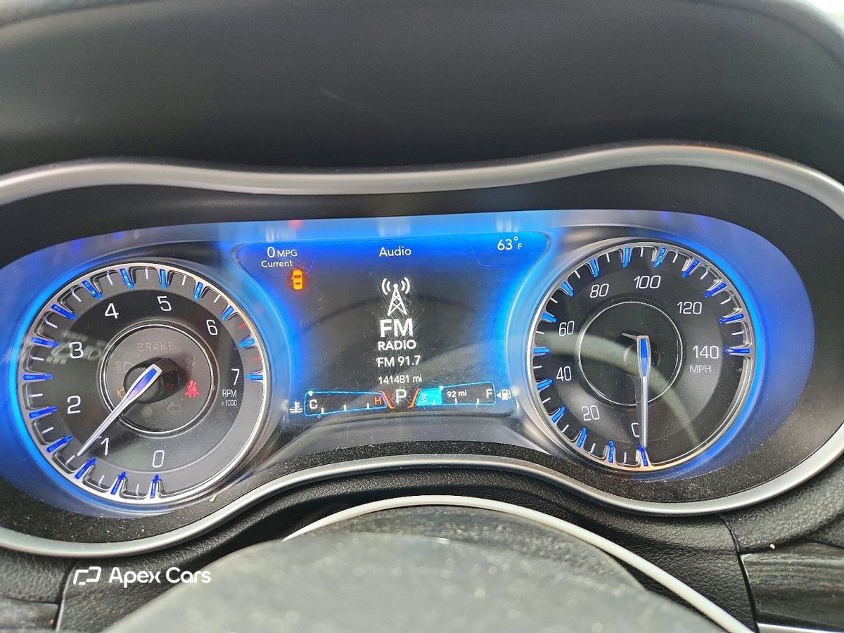 Chrysler 300 2016