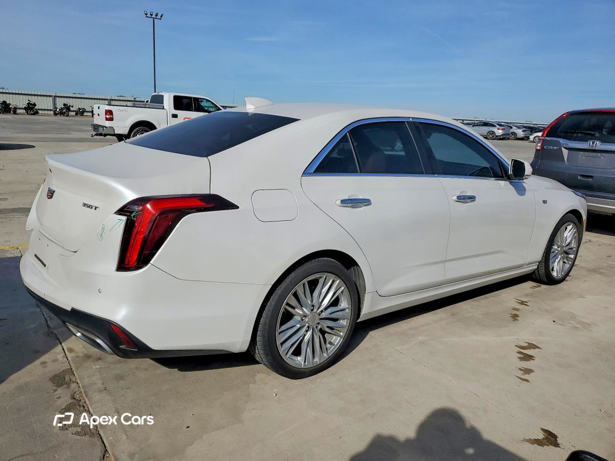 Cadillac CT4 2023