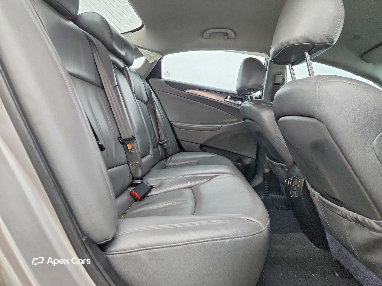 Hyundai Sonata 2011
